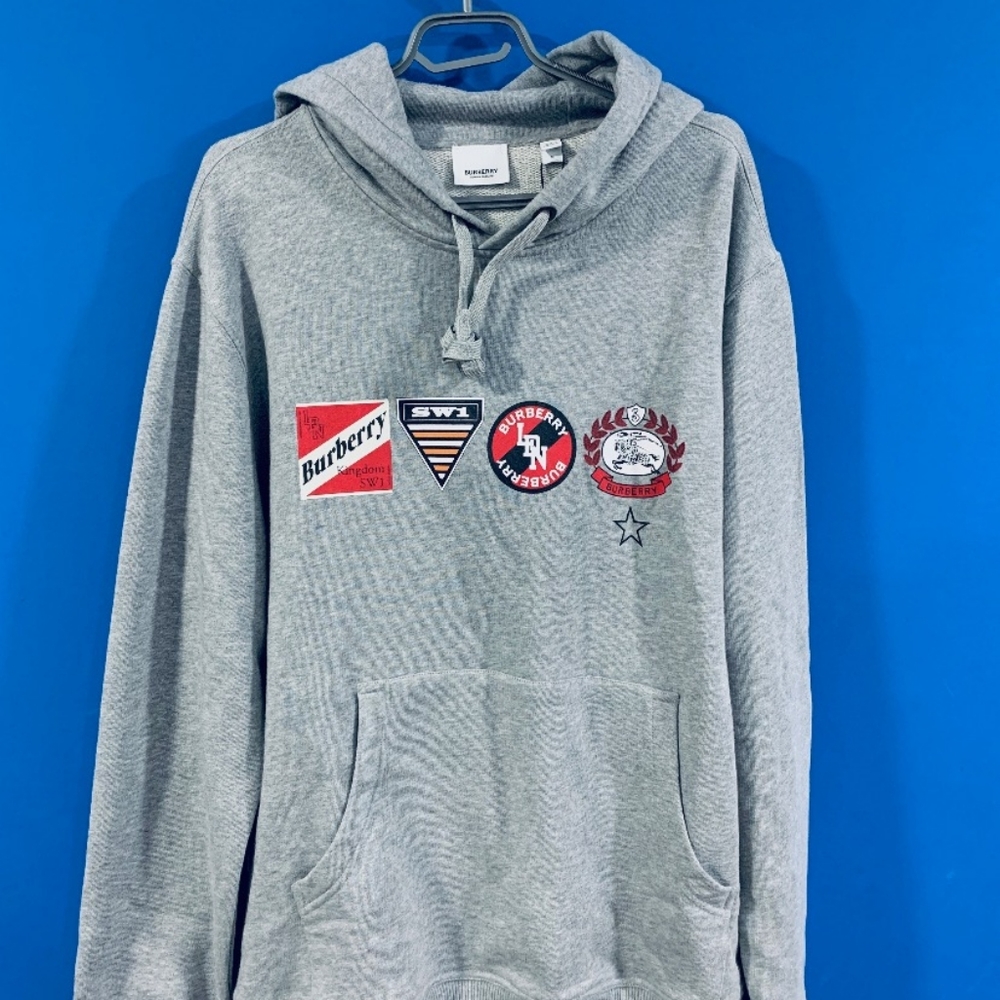 Burberry sweater